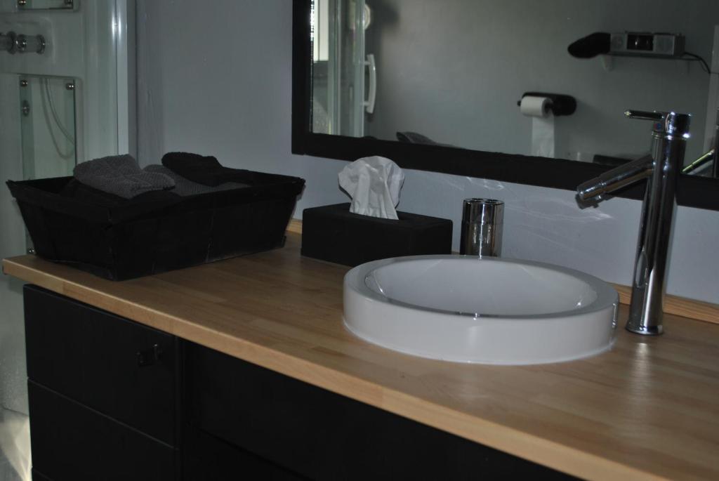 Chambres D'Hotes La Tribu Quévreville-la-Poterie 객실 사진